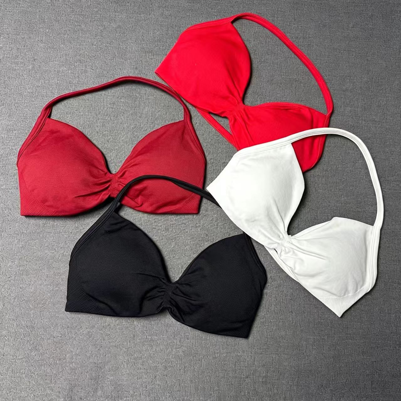 DF Sports Bra Push Up Strappy  - đánh giá và giá Aquatic Sports Bra